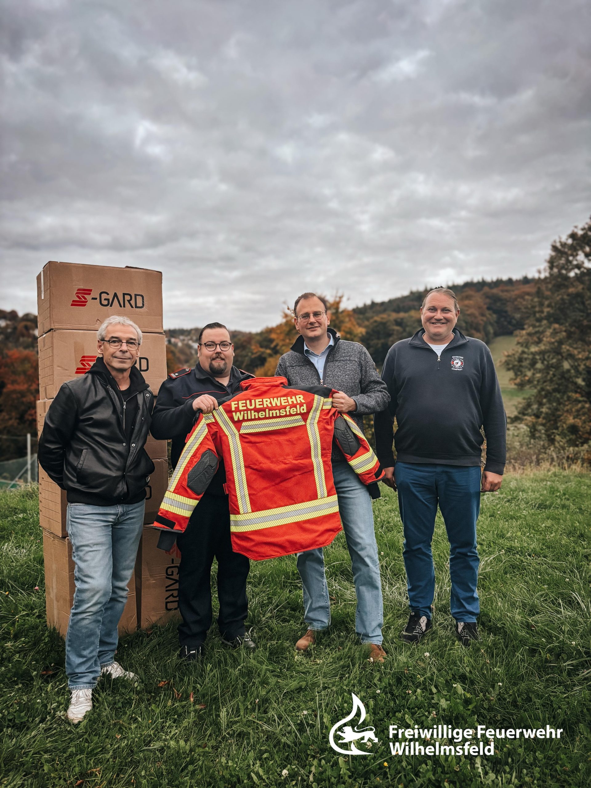 Neue Einsatzuniformen für die Feuerwehr Wilhelmsfeld